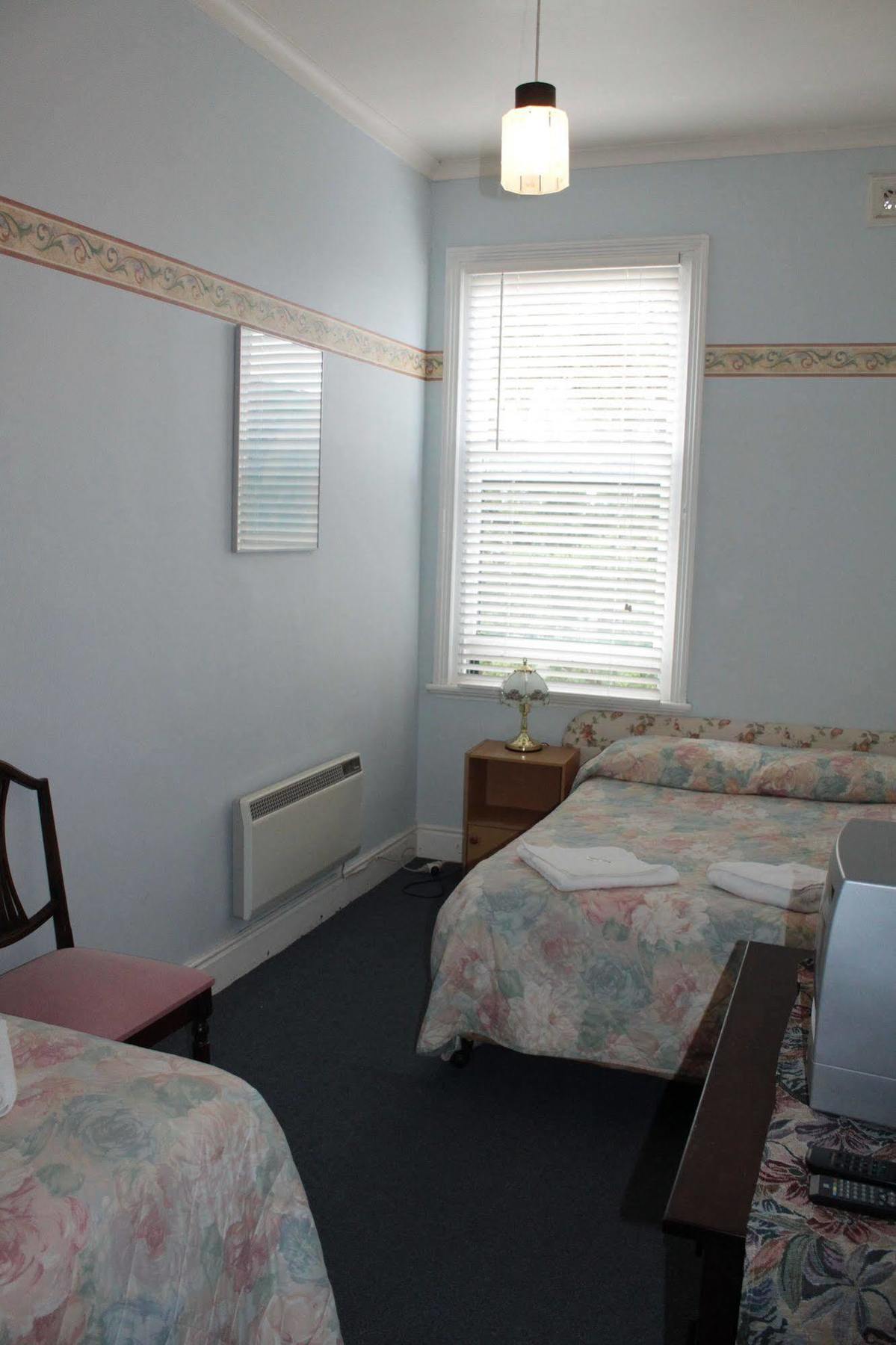 Bischoff Hotel Waratah エクステリア 写真