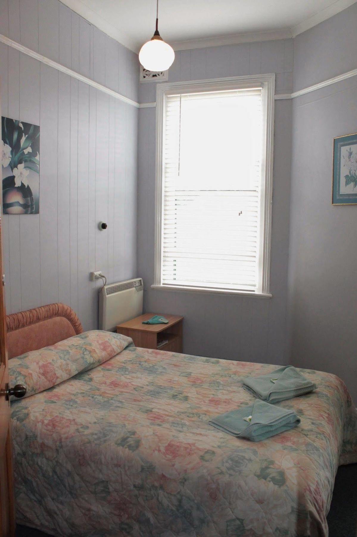 Bischoff Hotel Waratah エクステリア 写真